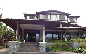 蓼科温泉ホテル水明閣  3*